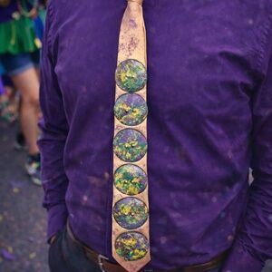 Unique Gold Necktie w/ Wooden Button w/ Splash Design